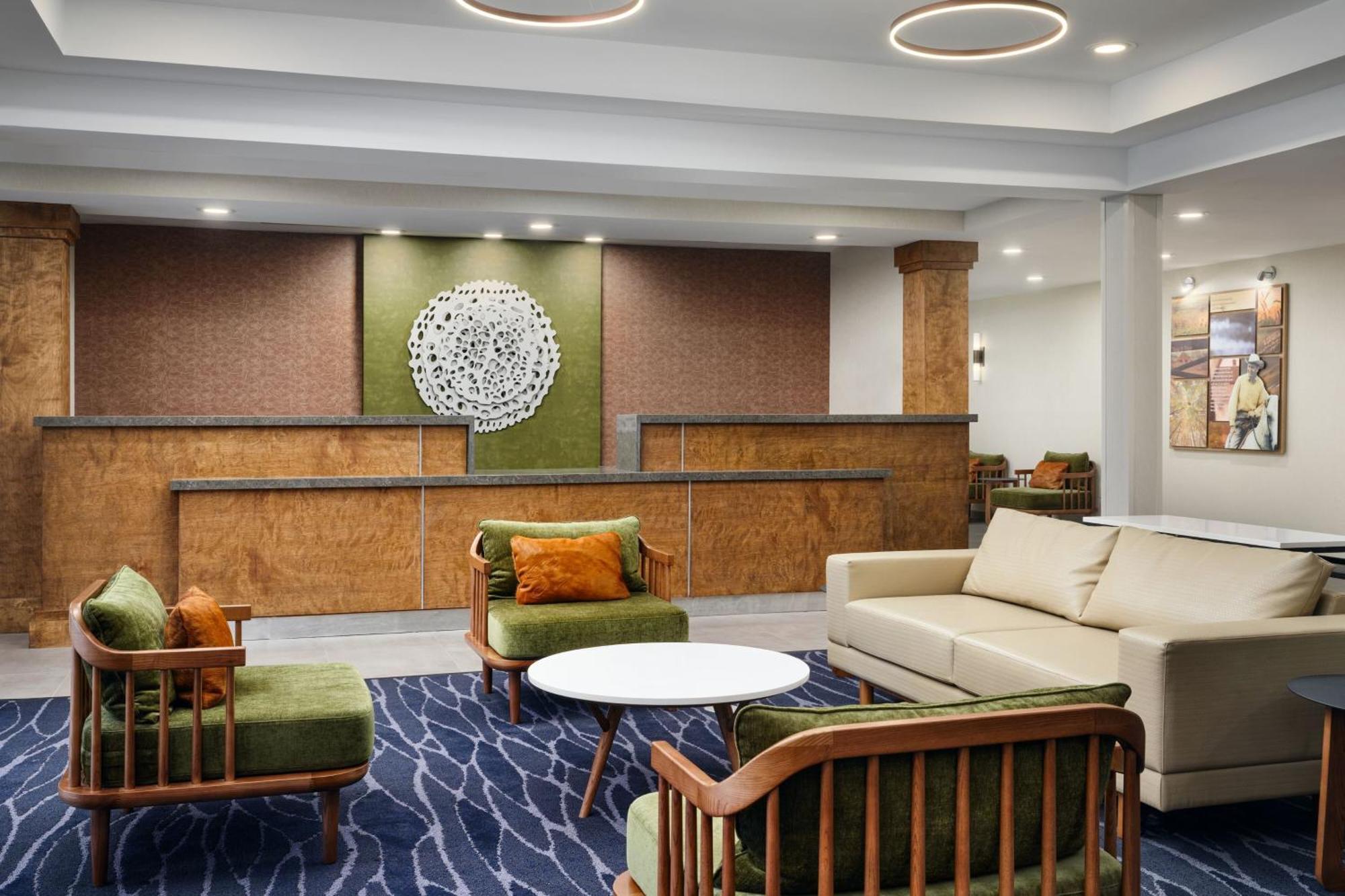Fairfield Inn & Suites Auburn Опеліка Екстер'єр фото
