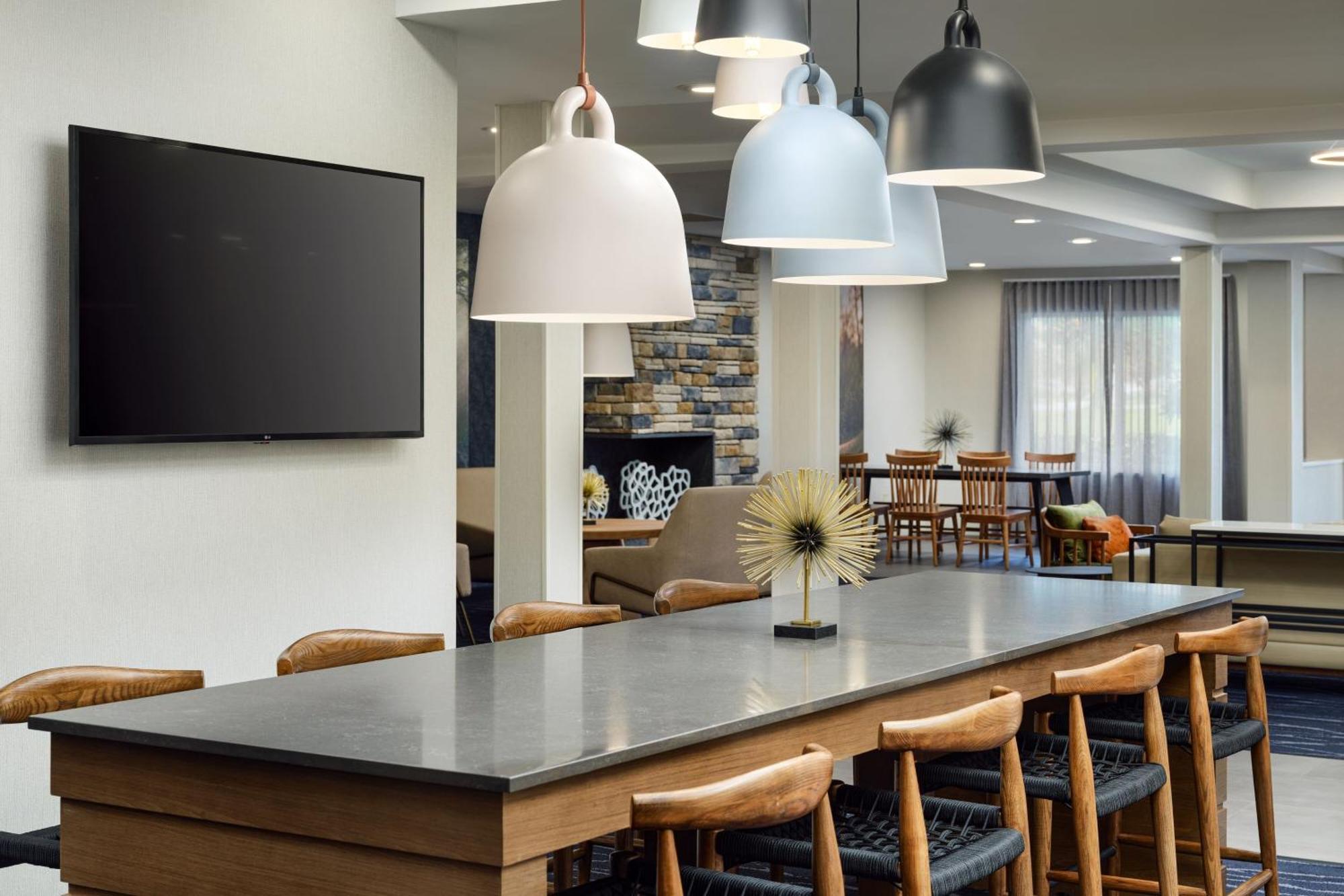 Fairfield Inn & Suites Auburn Опеліка Екстер'єр фото