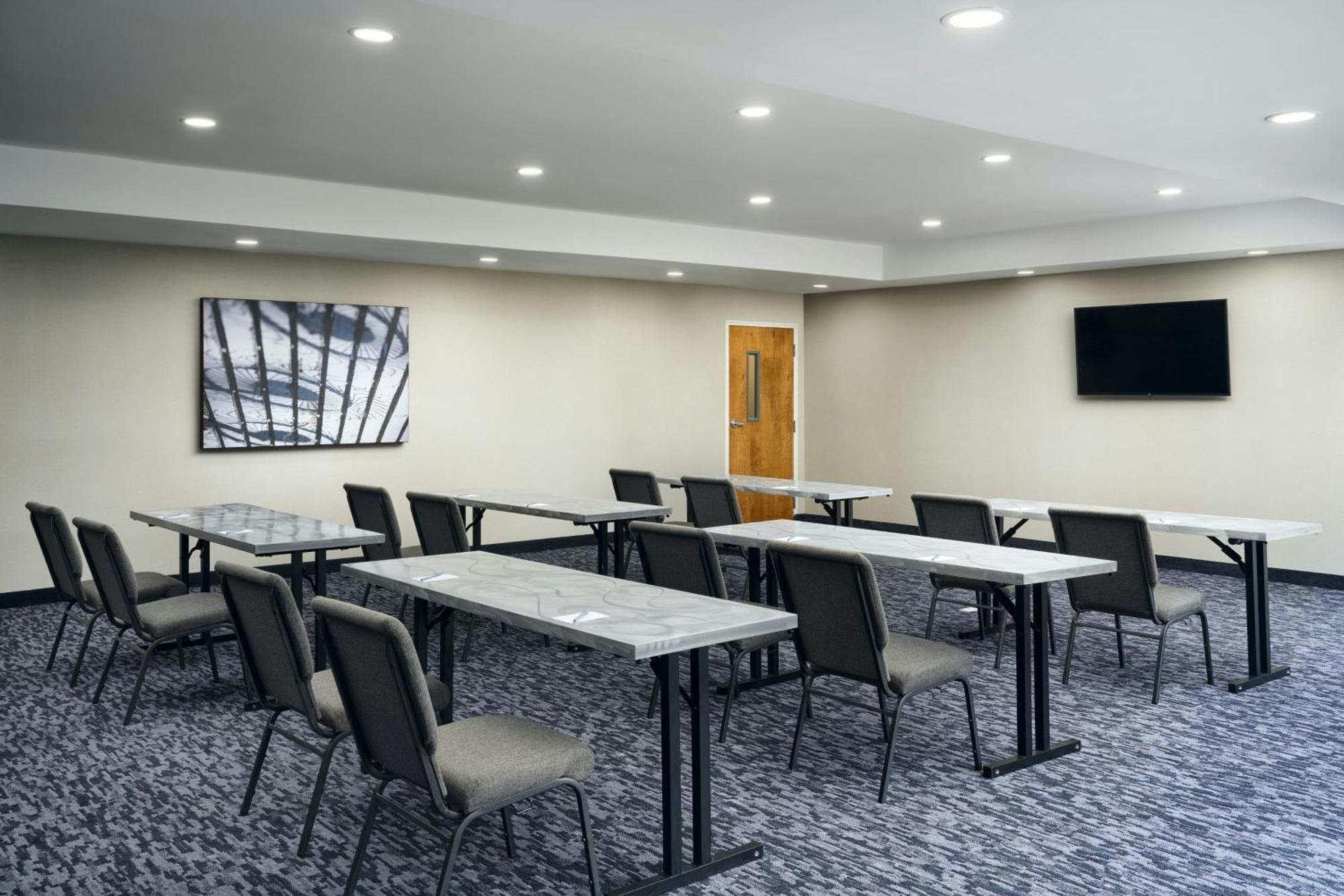Fairfield Inn & Suites Auburn Опеліка Екстер'єр фото